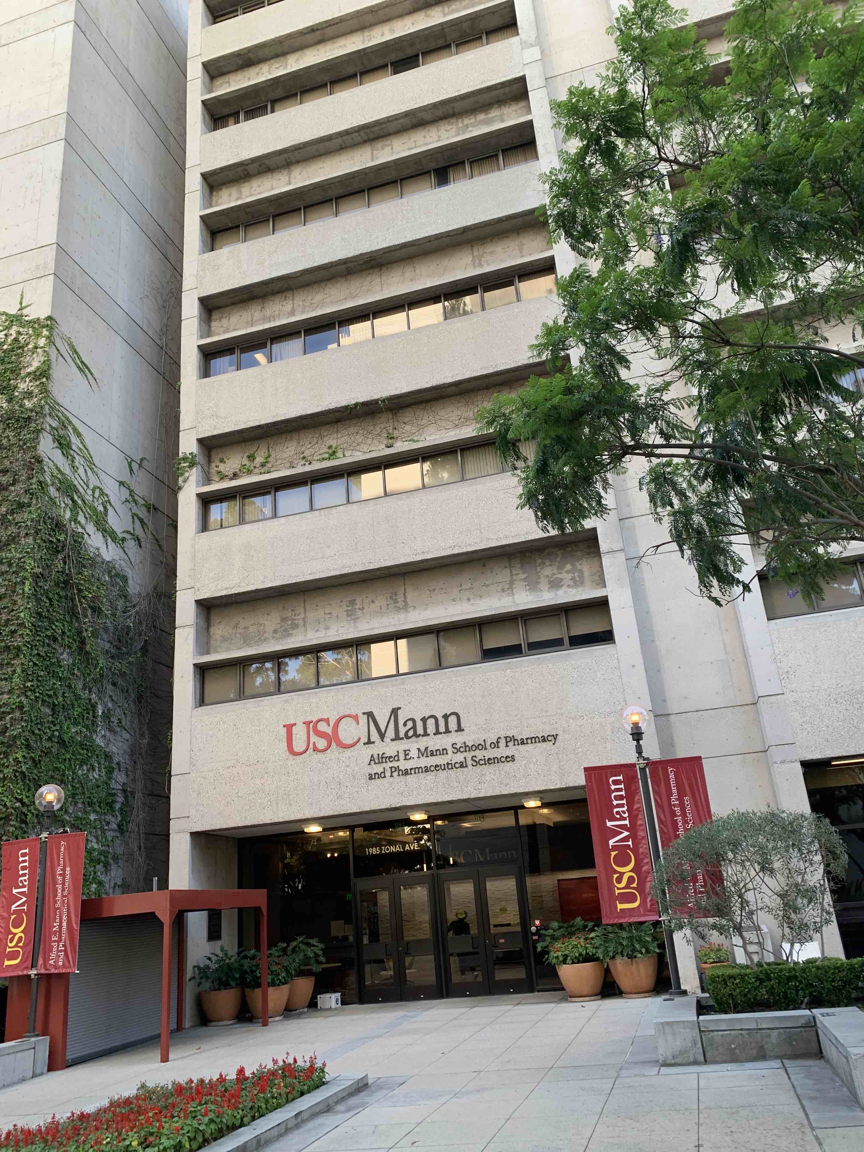 School of Pharmacy, University of Southern California