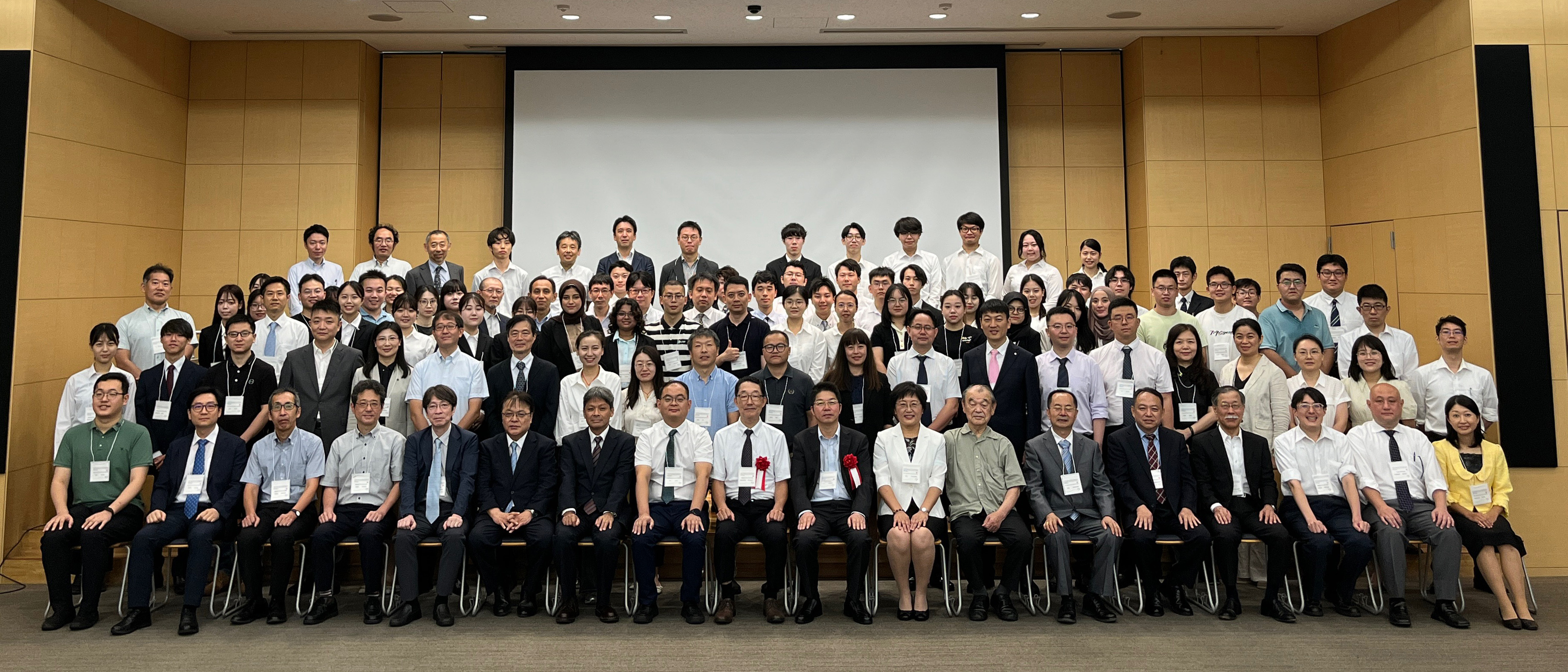 2024年9月の合同シンポジウム(名古屋市立大学)での集合写真